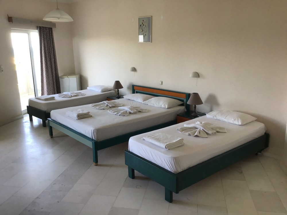 

Milano - Kissamos - Regina Hotel