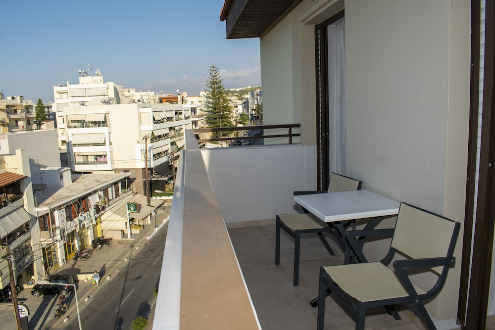 

Milano - Adelianos Kampos - Elina Hotel Apartments