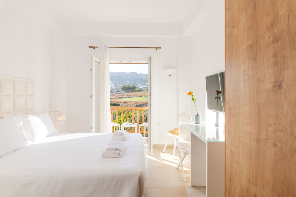 

Roma - Ano Mera - Mykonaki Hotel