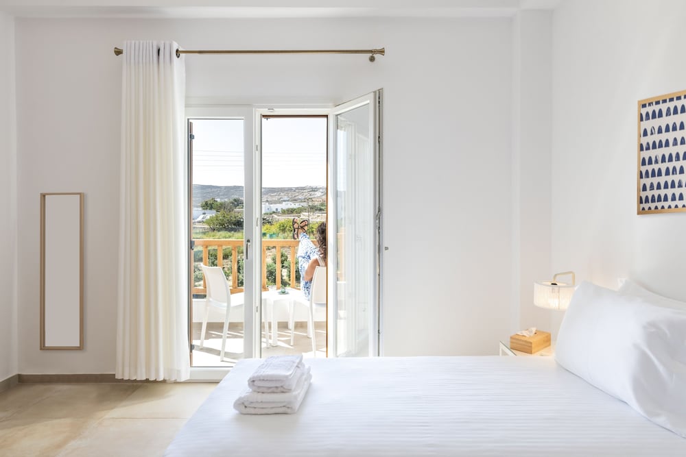 

Palermo - Ano Mera - Mykonaki Hotel