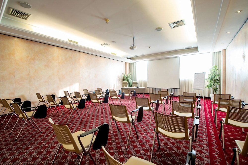 

Palermo - Arezzo - Etrusco Arezzo Hotel - Sure Hotel Collection by Best Western
