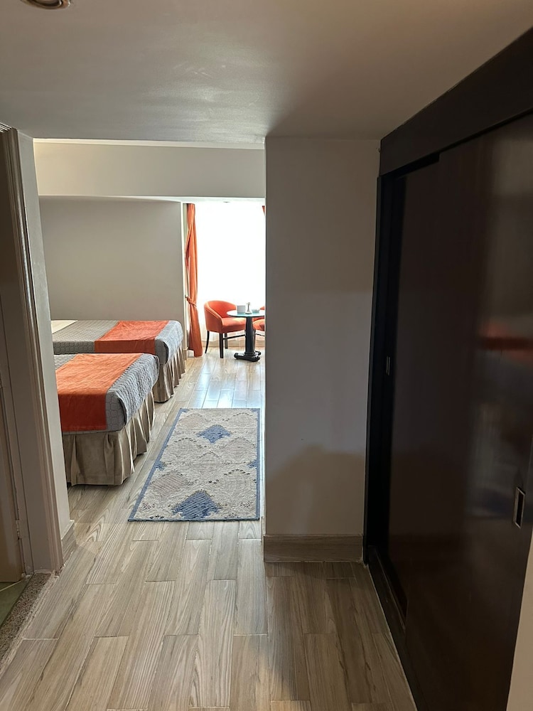 

Bologna - Il Cairo - Gawharet Al Ahram Hotel