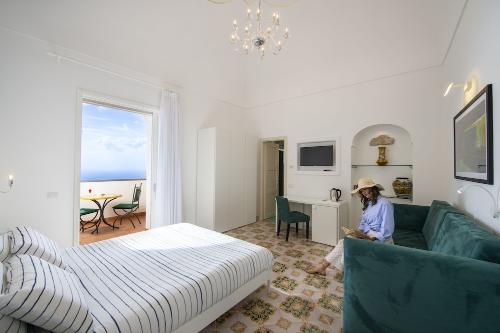 

Torino - Praiano - Albadamare Boutique Hotel