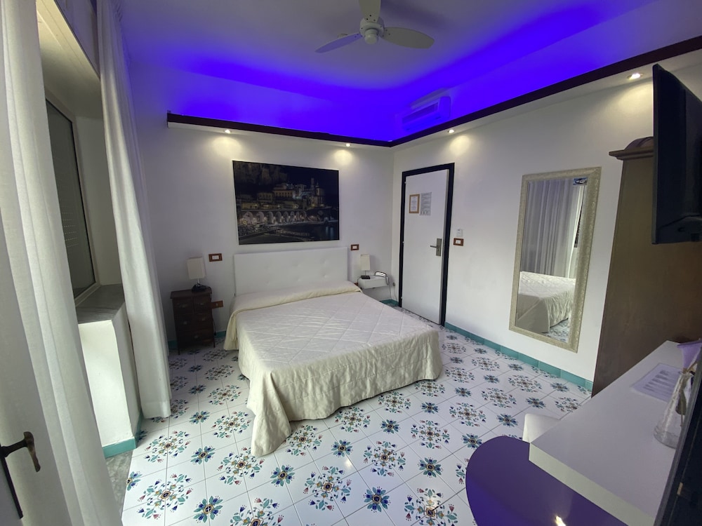 

Milano - Cetara - Hotel Vietri Coast