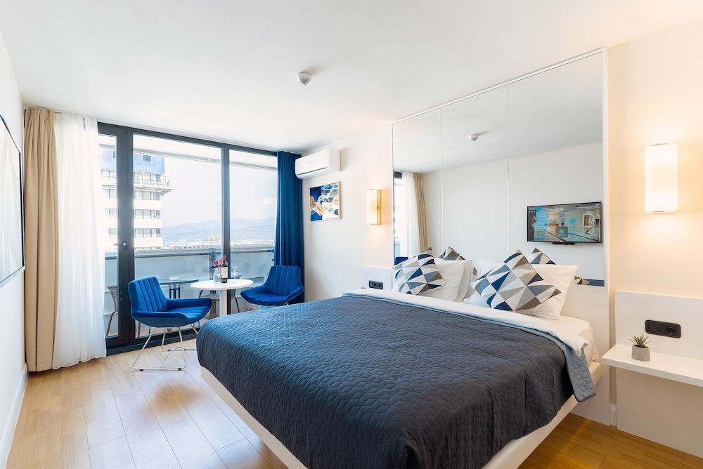 

Milano - Batumi - Grand City Apartments Batumi