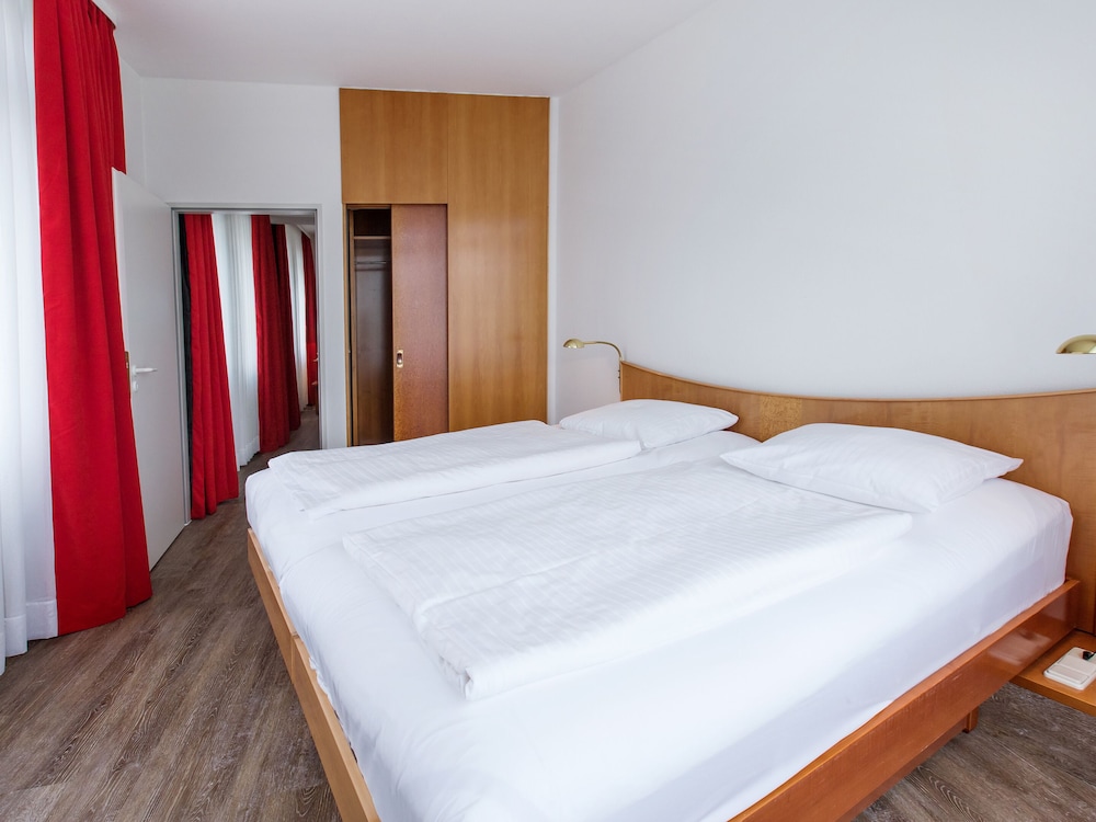 

Venezia - Dresda - Dormero Hotel Dresden Airport