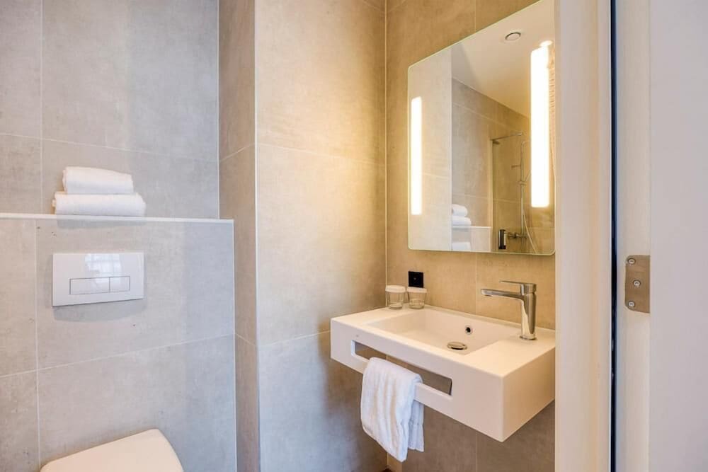 

Bari - Namur - B&B HOTEL Namur