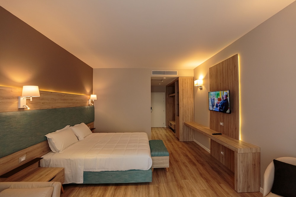 

Milano - Orikum - Regina Blu Hotel