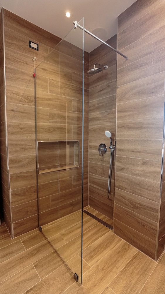 

Milano - Orikum - Regina Blu Hotel