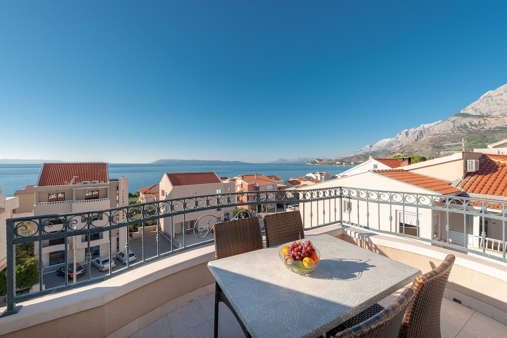 

Roma - Makarska - Villa Tucepi Beach