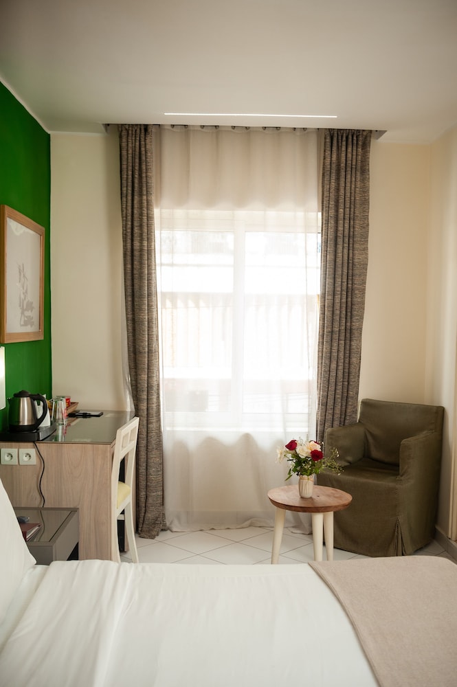 

Roma - Antananarivo - Le Grand Mellis Hôtel & Spa