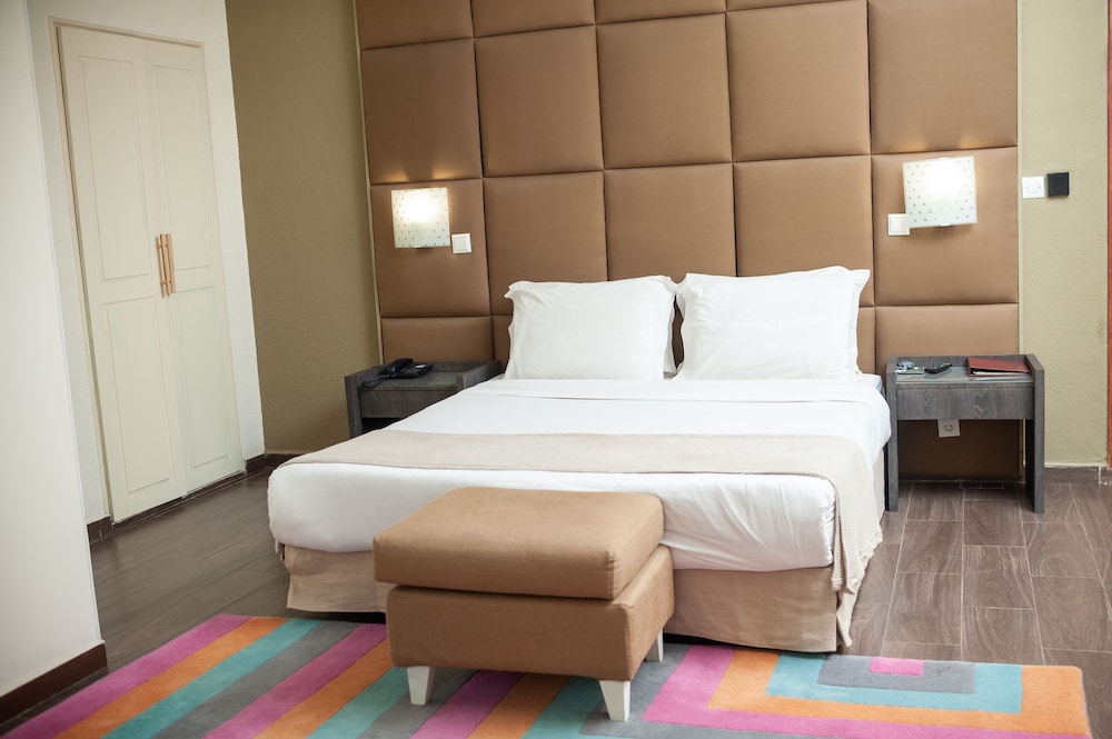

Milano - Antananarivo - Le Grand Mellis Hôtel & Spa