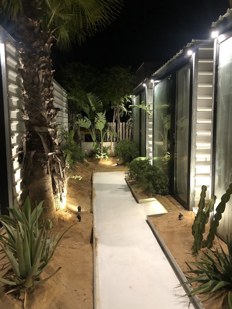 

Roma - Playa d'en Bossa, Ibiza - PAIISE Hotels
