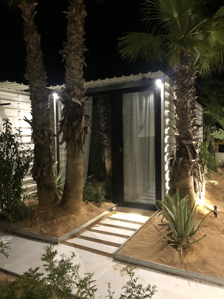 

Milano - Playa d'en Bossa, Ibiza - PAIISE Hotels