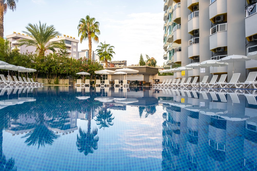 

Milano - Mahmutlar - Simply Fine Hotel Alize