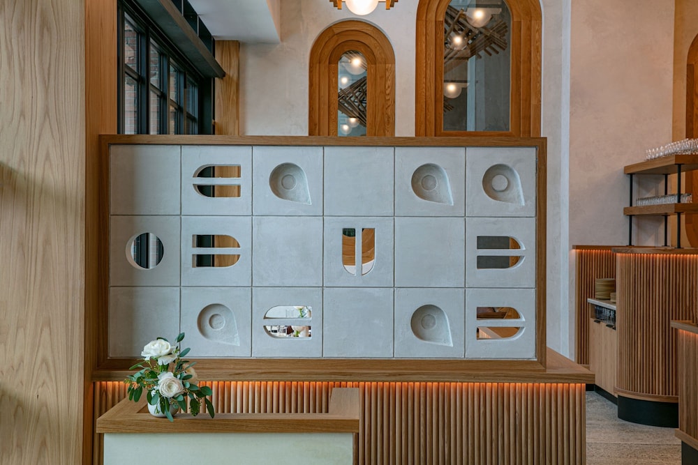 

Lamezia Terme - Brooklyn (NY) - Moxy Brooklyn Williamsburg