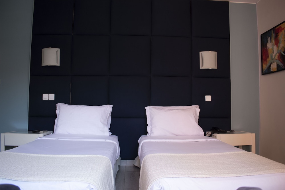 

Milano - Antananarivo - Le Grand Mellis Hôtel & Spa
