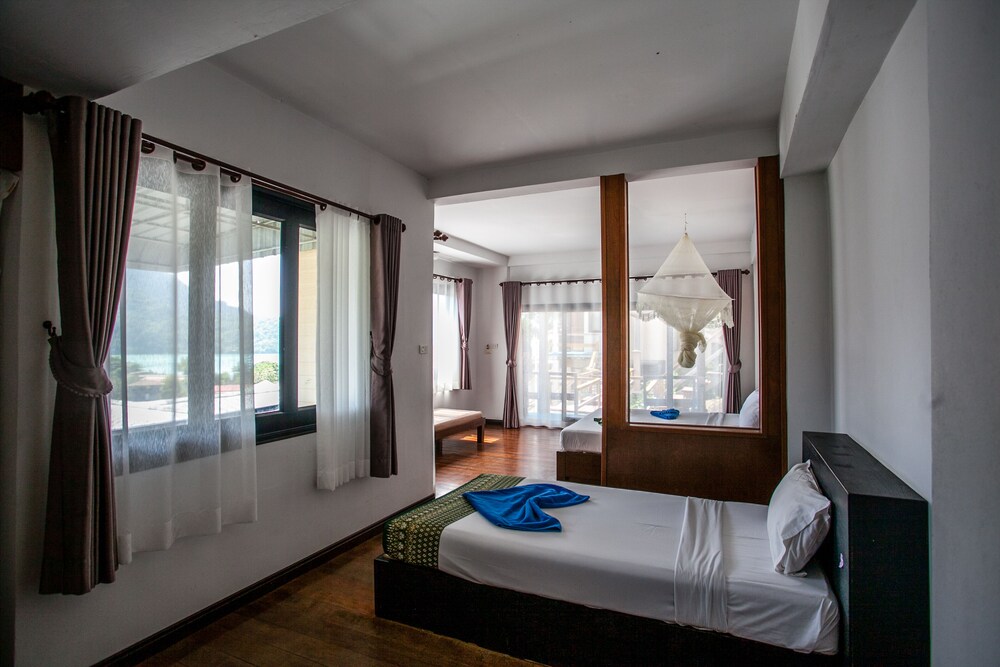 

Verona - Koh Phi Phi - Phitharom PP Resort