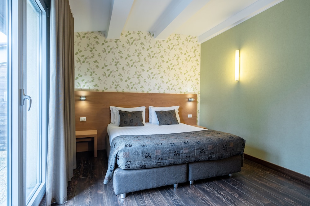 

Napoli - Bologna - Relais Bellaria Hotel & Congressi