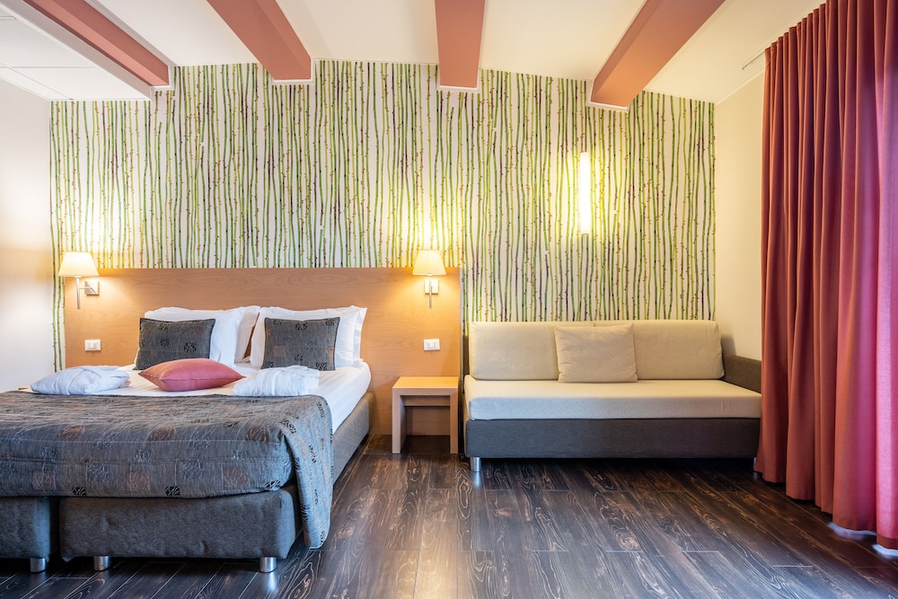 

Roma - Bologna - Relais Bellaria Hotel & Congressi