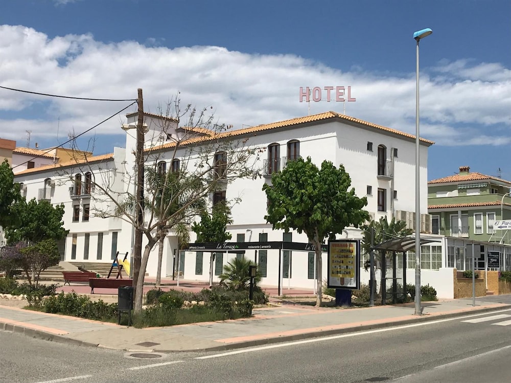 

Milano - Águilas - Hotel El Paraiso