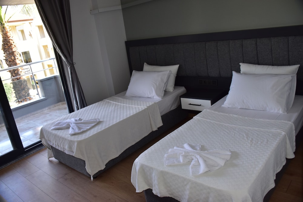 

Roma - Icmeler - Hotel London Blue