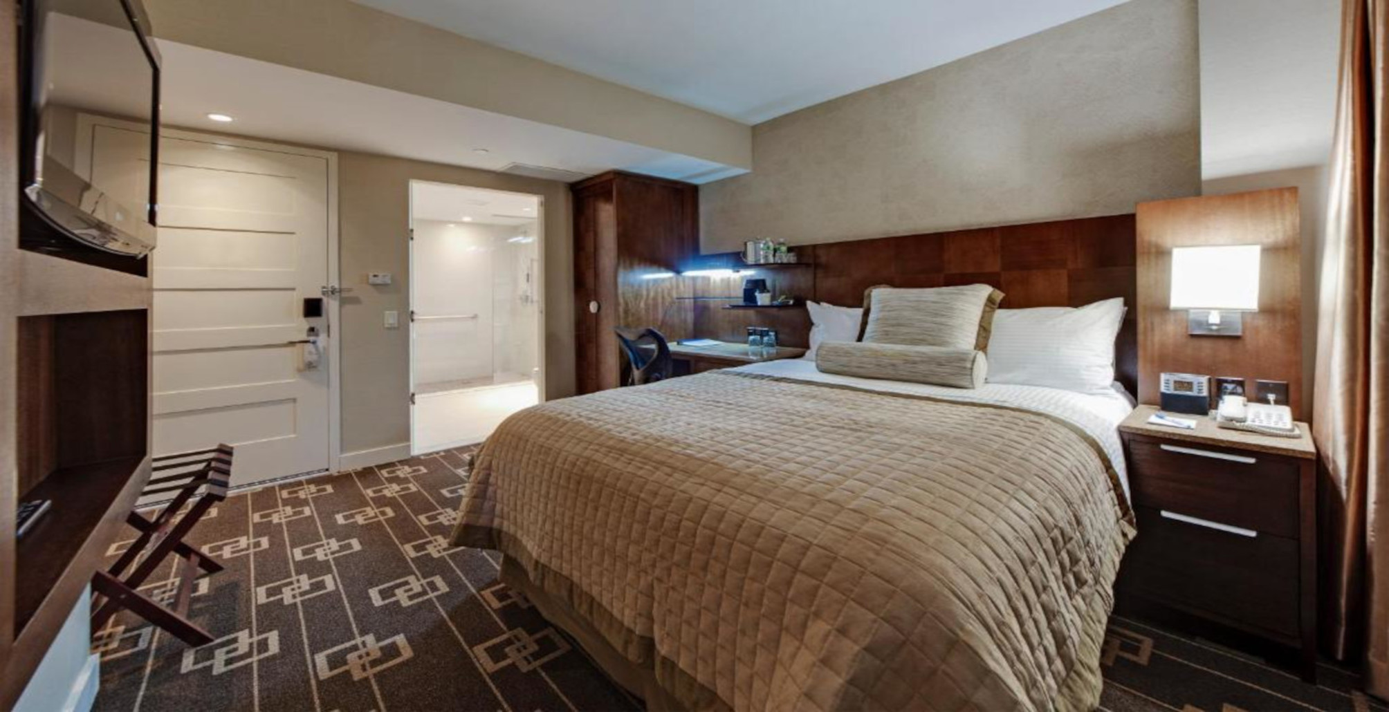

Bologna - Brooklyn (NY) - Wyndham Garden Chinatown