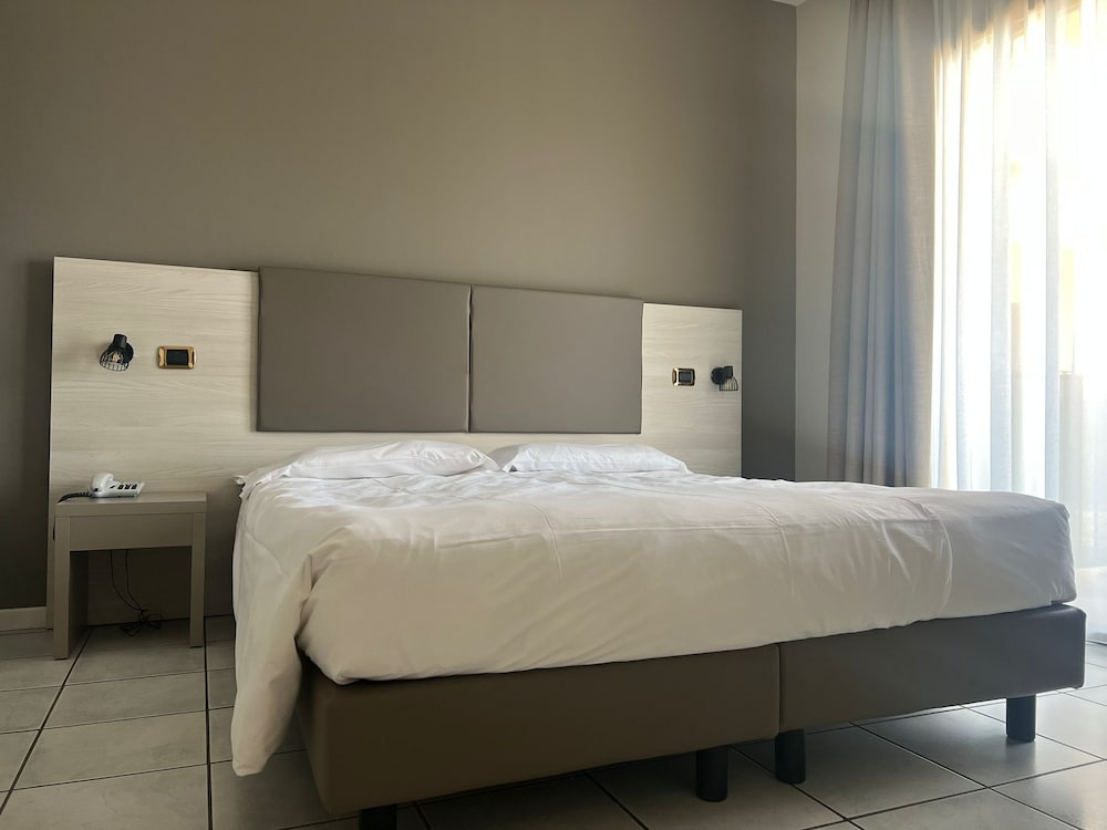 

Roma - Sirmione - Le Terrazze sul Lago Hotel & Residence