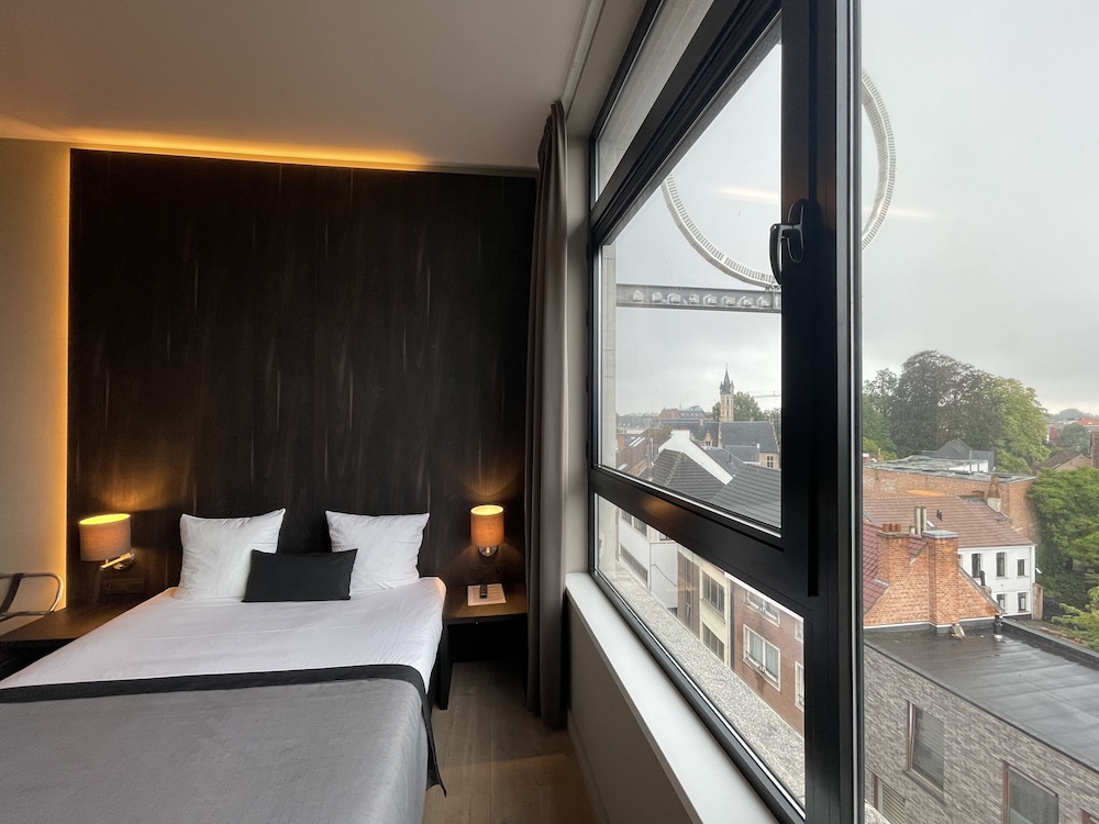 

Bari - Mechelen - Hotel Elisabeth