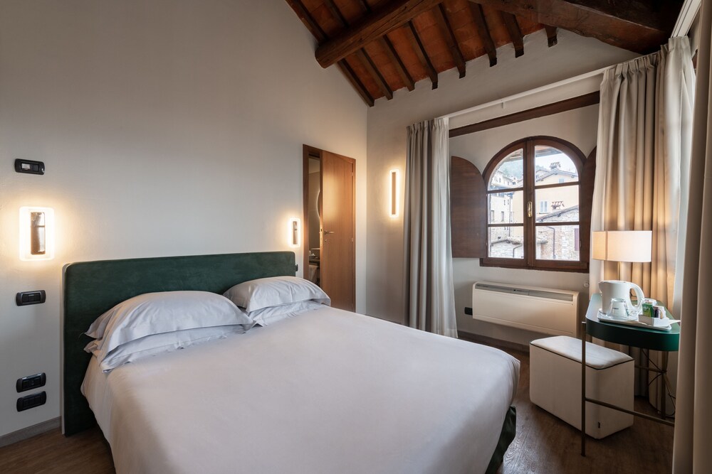 

Bari - Umbria, Italia - Hotel Gattapone