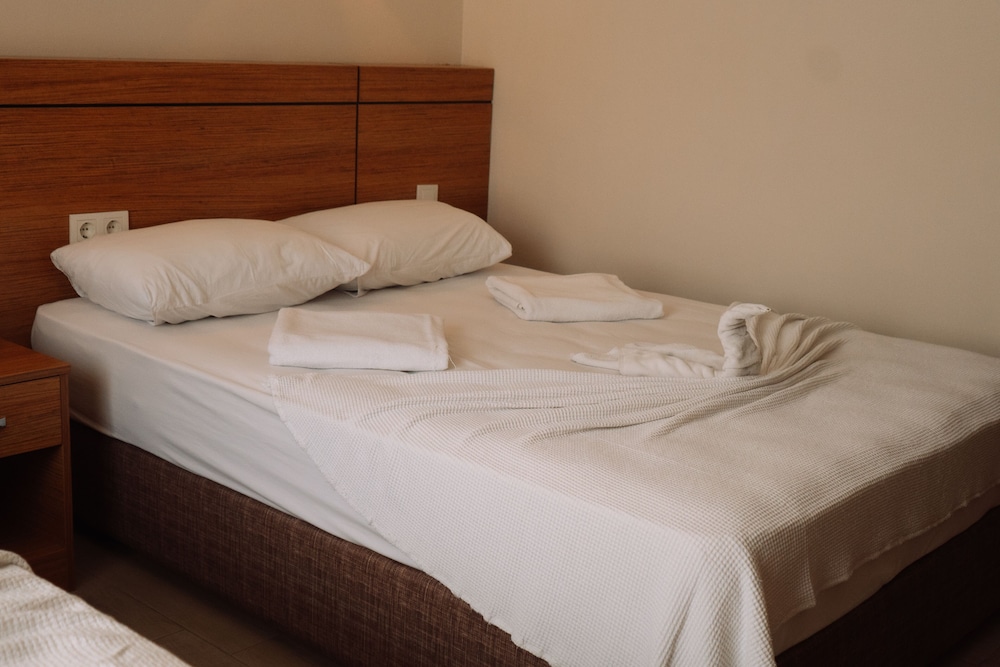 

Roma - Tekirova - BESO Beach Hotel