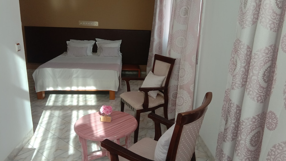

Milano - Antananarivo - Hôtel White Palace