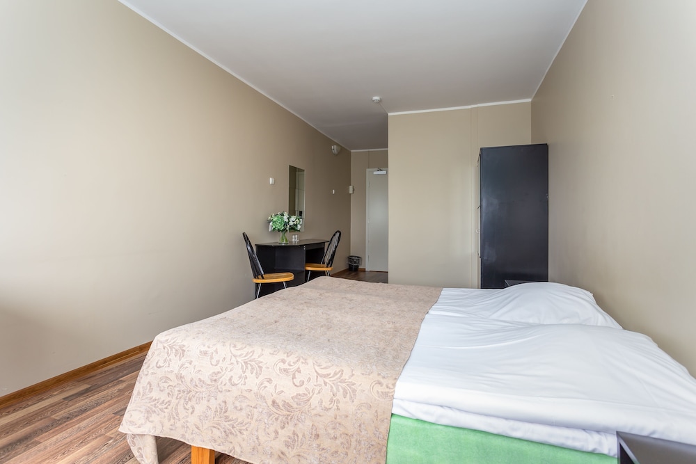 

Bologna - Tallinn - Hotel Dzingel