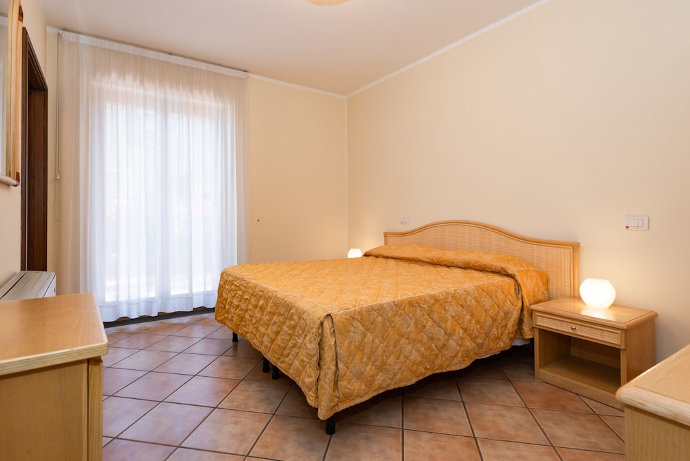 

Torino - Agropoli - Hotel Il Ceppo