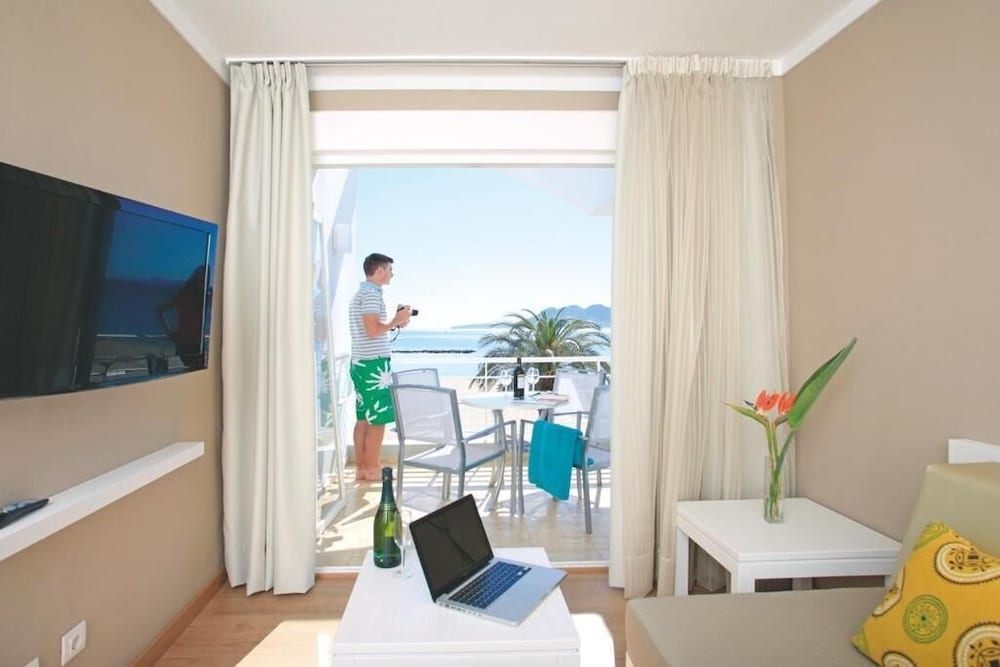 

Cagliari - Alcudia - Bellamar Apartments