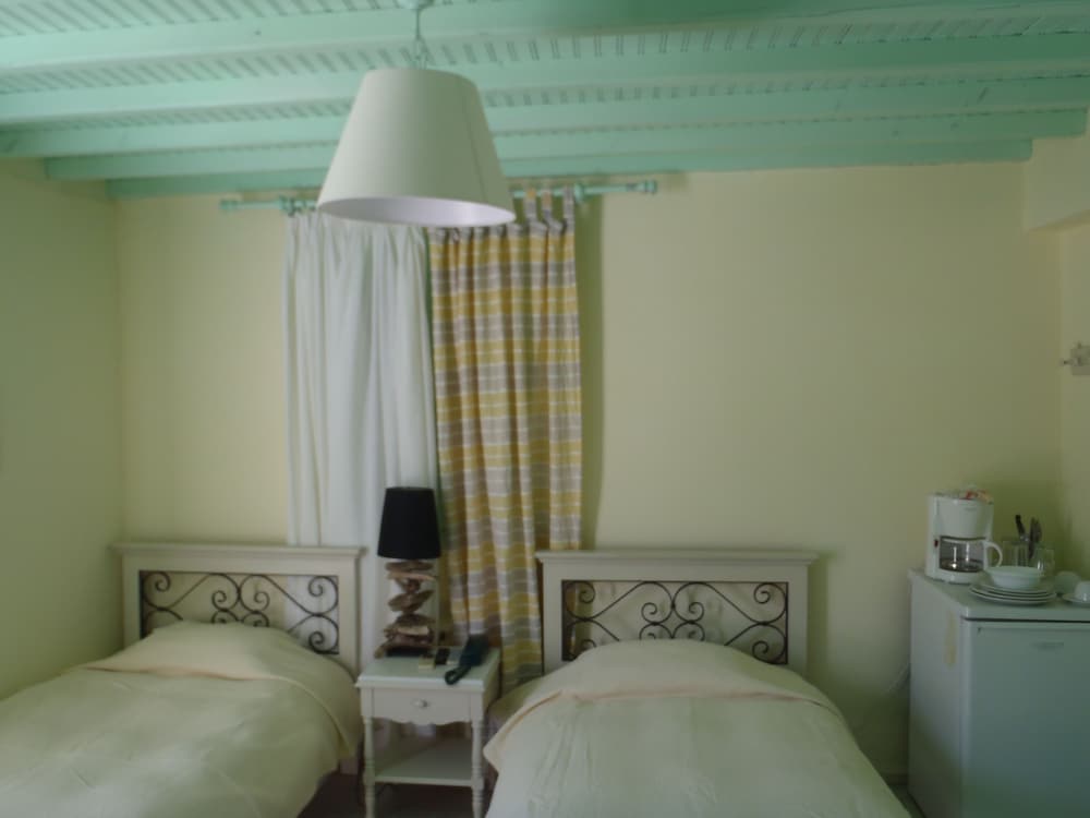 

Torino - Ftelia - Studios & Suites Rania