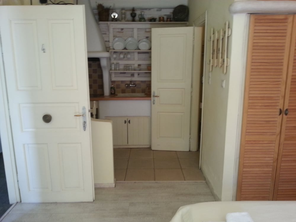 

Bologna - Megali Ammos - Studios & Suites Rania