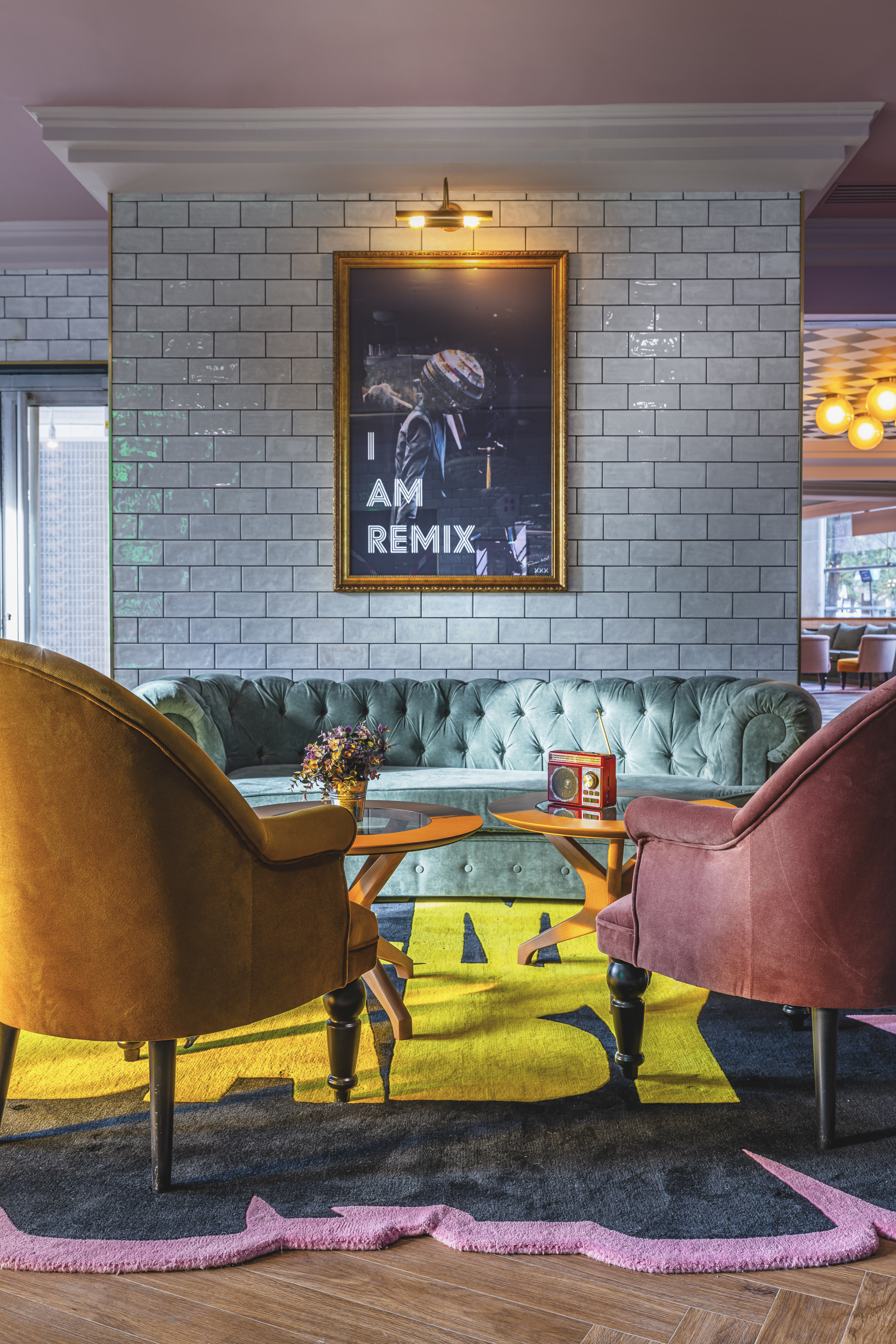 

Roma - Rosny-sous-Bois - The ReMIX Hotel