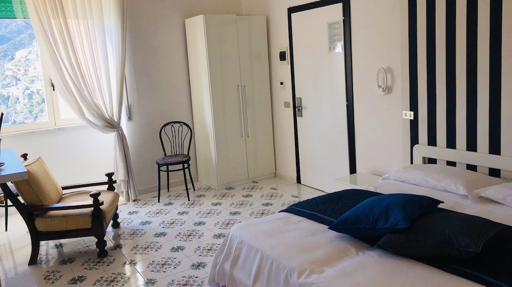 

Milano - Cetara - Hotel Vietri Coast
