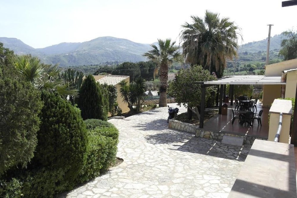 

Firenze - Scopello, Trapani - Hotel Grotticelli