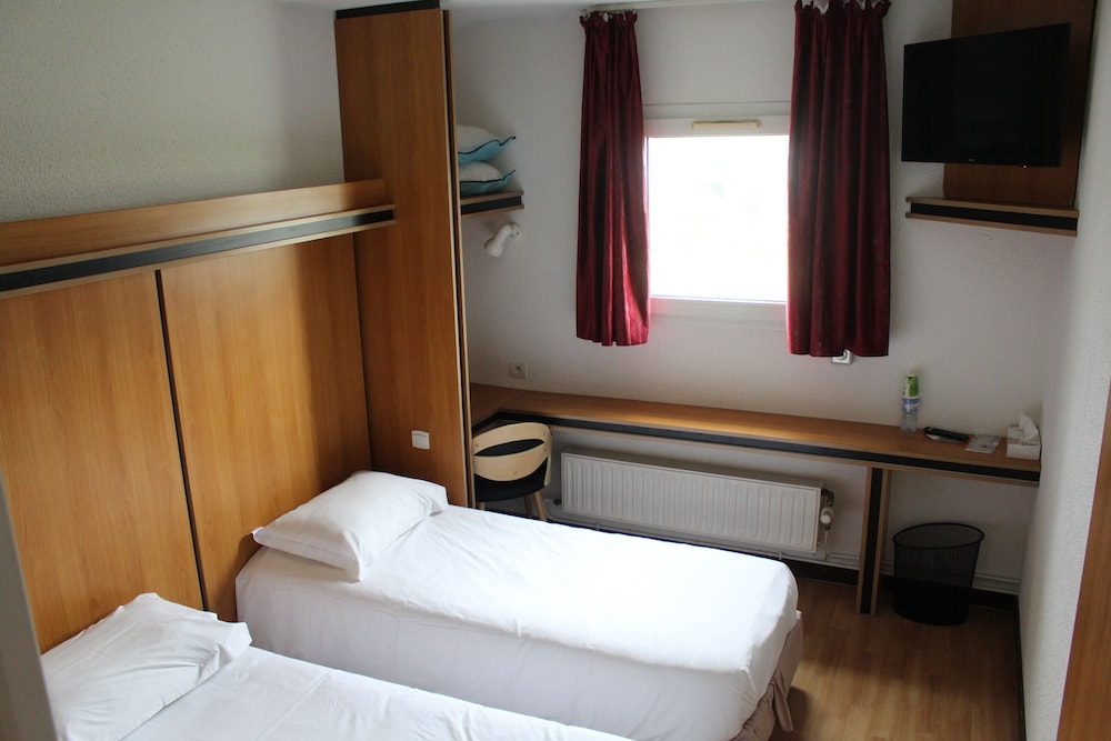 

Roma - Évreux - Brit Hotel La Bonne Etape