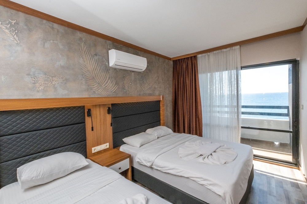 

Milano - Izmir, Turchia - Hotel Sunday Beach