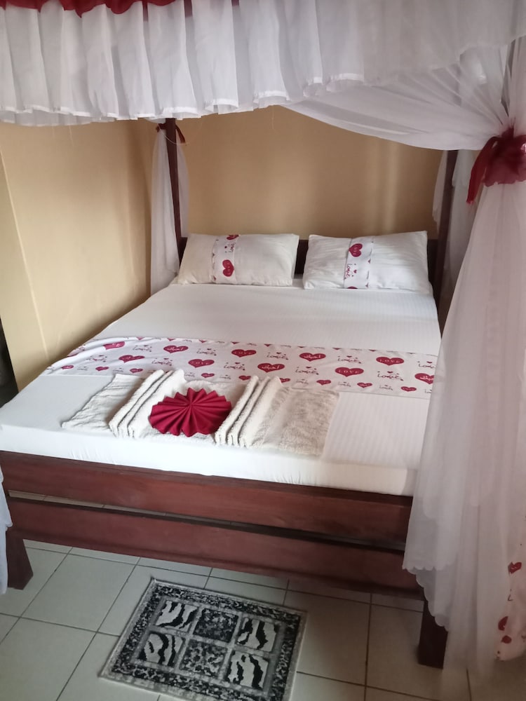 

Verona - Ukunda - MODERN SOUTH HOTEL