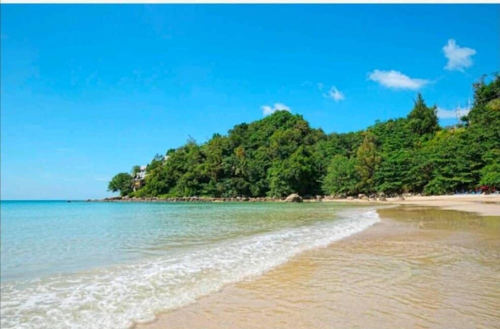 

Bari - Bang Tao Beach - Kamalaview