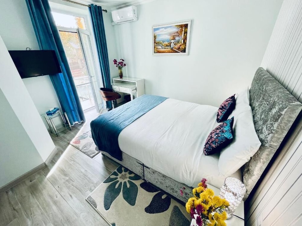 

Roma - Chişinău - Premier City Apart Hotel Chisinau