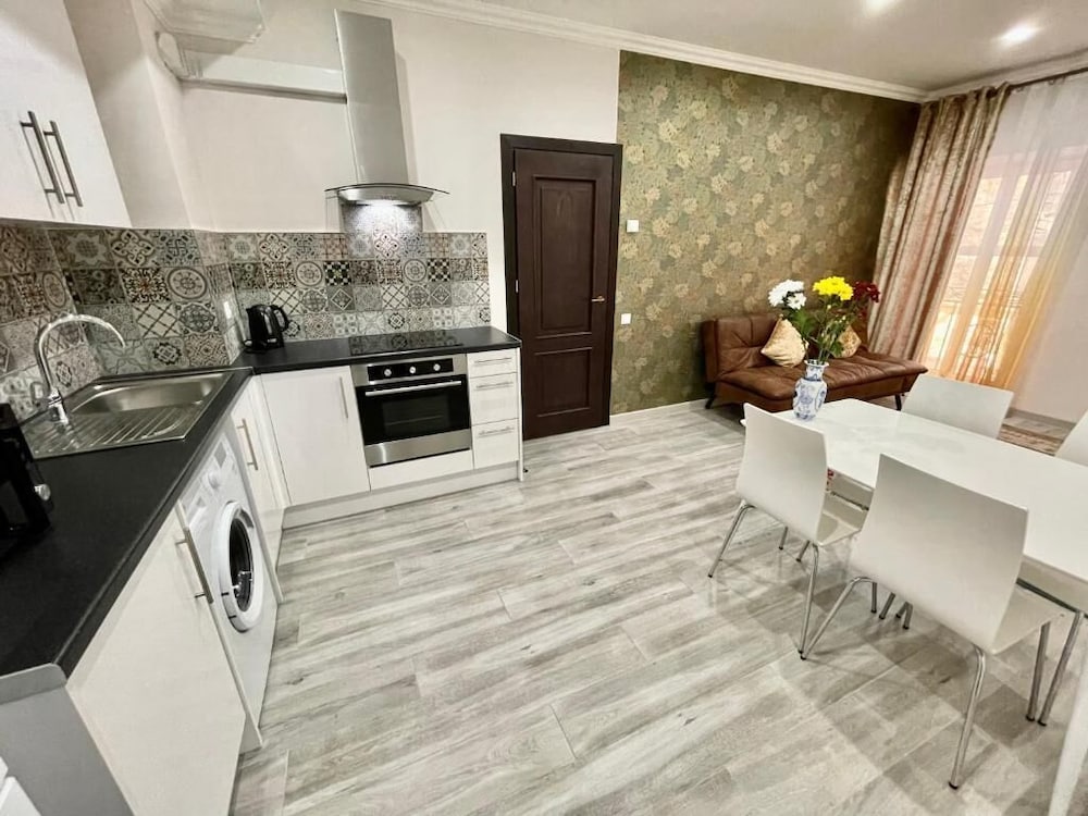 

Verona - Chişinău - Premier City Apart Hotel Chisinau
