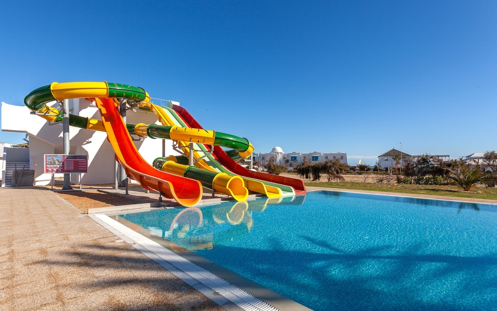 

Verona - Mezraia - Djerba Holiday Beach
