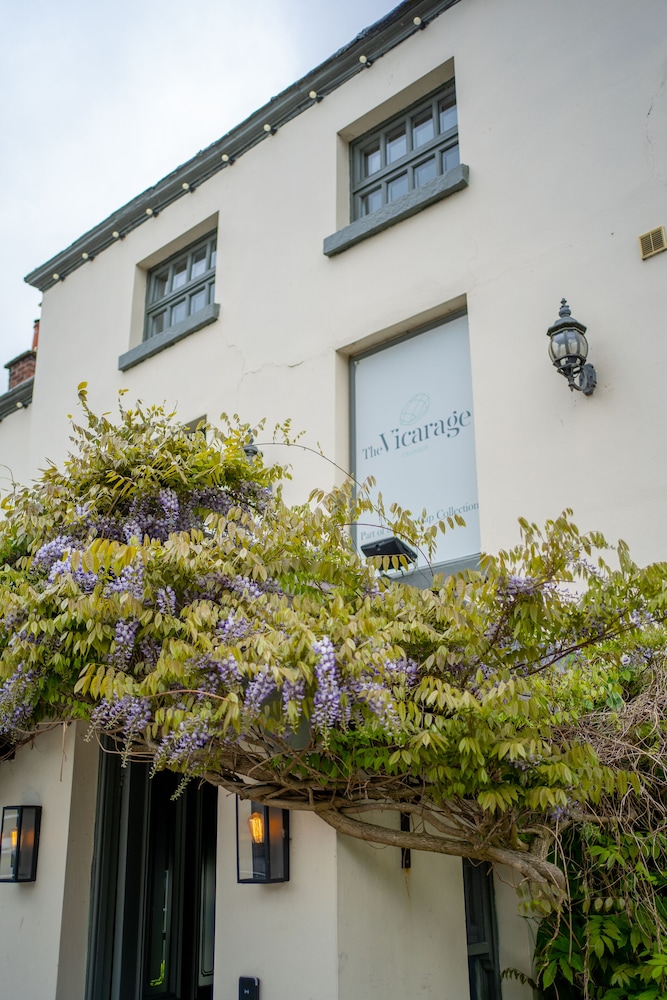 

Milano - Holmes Chapel - The Vicarage