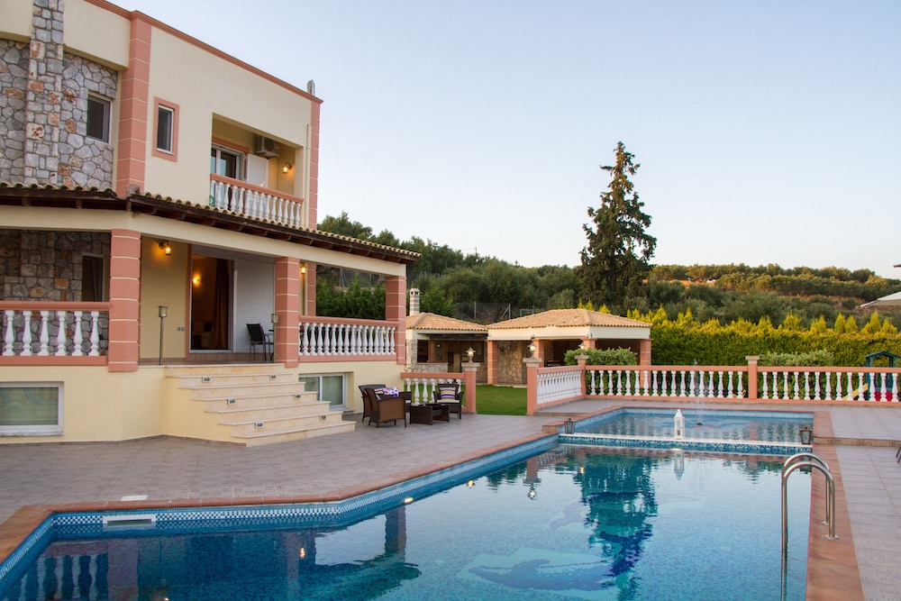 

Rimini - Kalyves - Villa Roula with Private pool