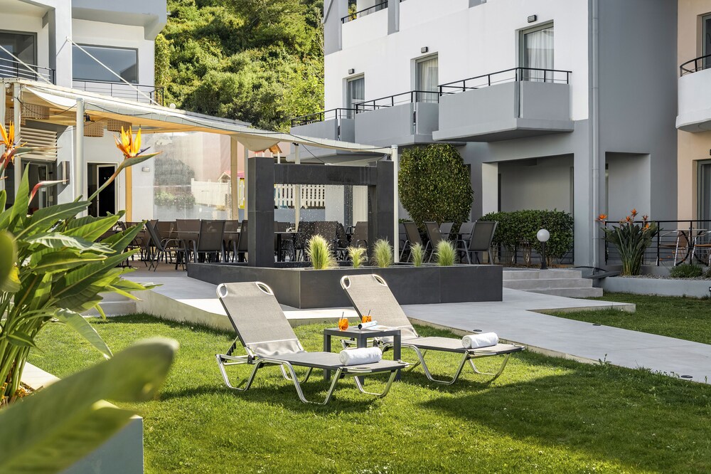 

Milano - Aghii Apostoli - Creta - Sunrise Village Hotel - All Inclusive